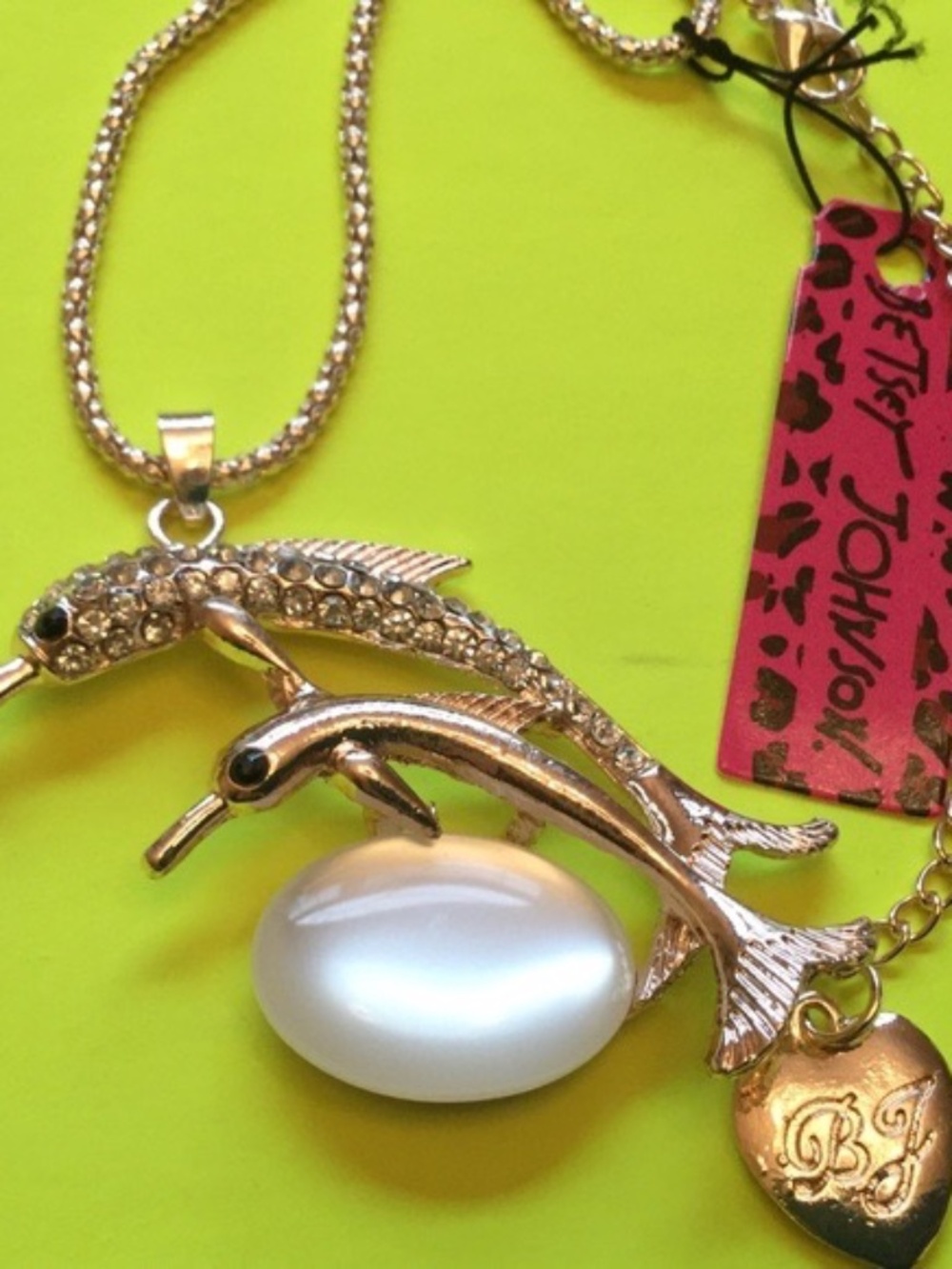 NEW WITH TAG! Betsey Johnson Dolphin necklace on 15.5" Chain lot6510